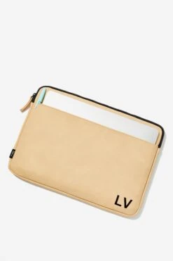 Typo -Typo 1684911 11 1