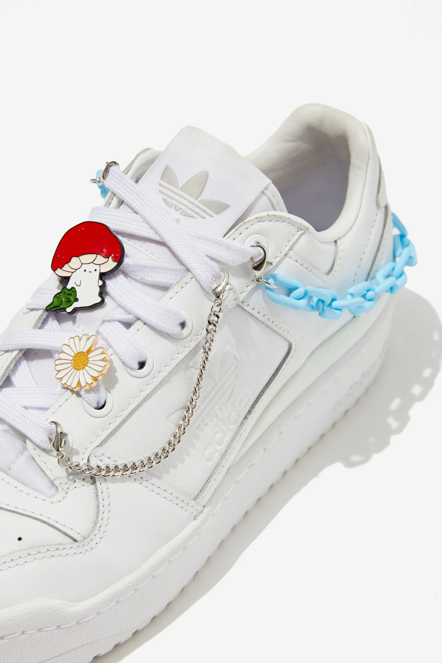 Typo Commute Accessories Shoe Embellishment Kit 4 Typo Commute Accessories Shoe Embellishment Kit - Image 2